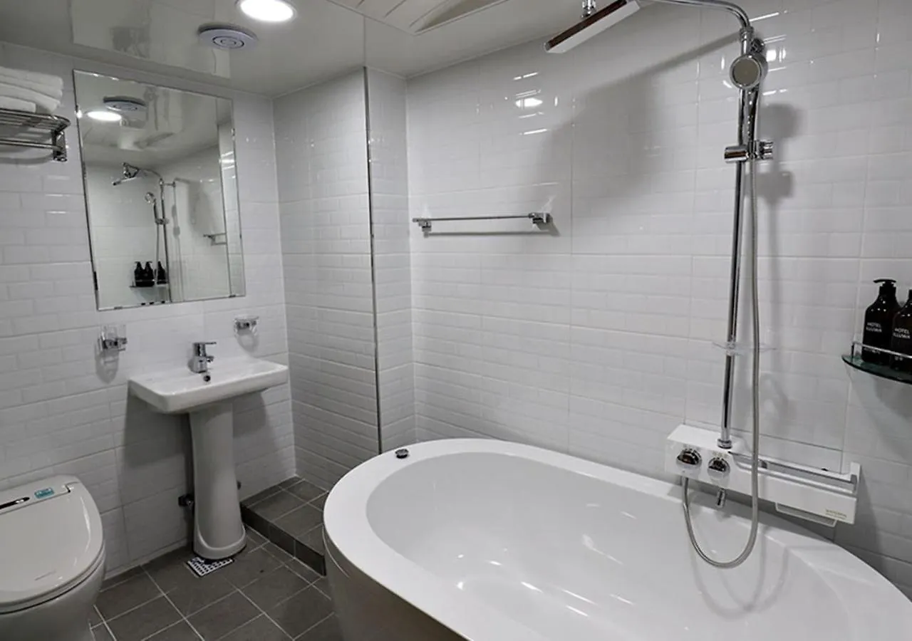 Incheon Illuwa Hotel 3*,  South Korea
