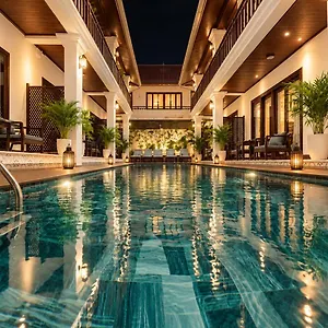 **** Hotel Palm Golden Laos